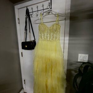 Elegant Yellow Lace Tiered Dress